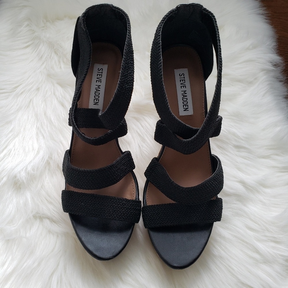 Steve Madden black cork wedge shoes size 8.5
